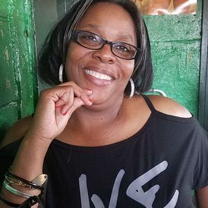 Meet your Posher, Connie